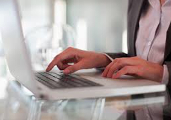 Student on the computer